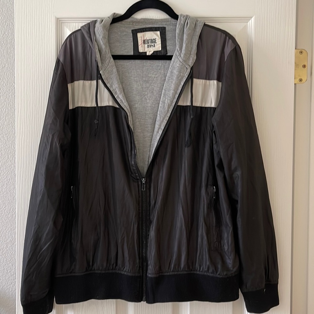 Mens nylon Jacket - cloth inside liner
